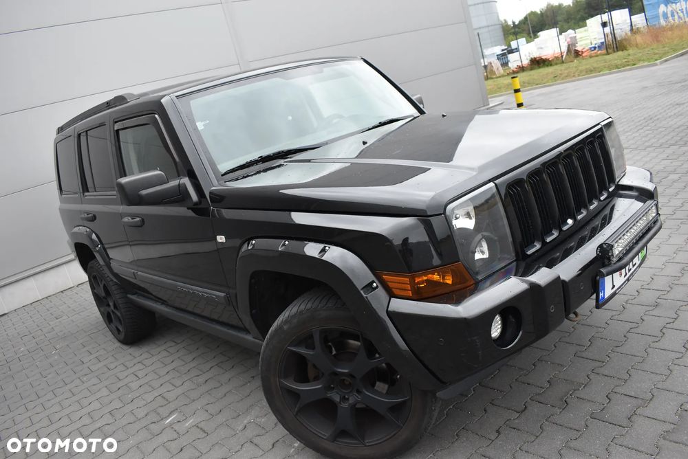 Jeep Commander - 26