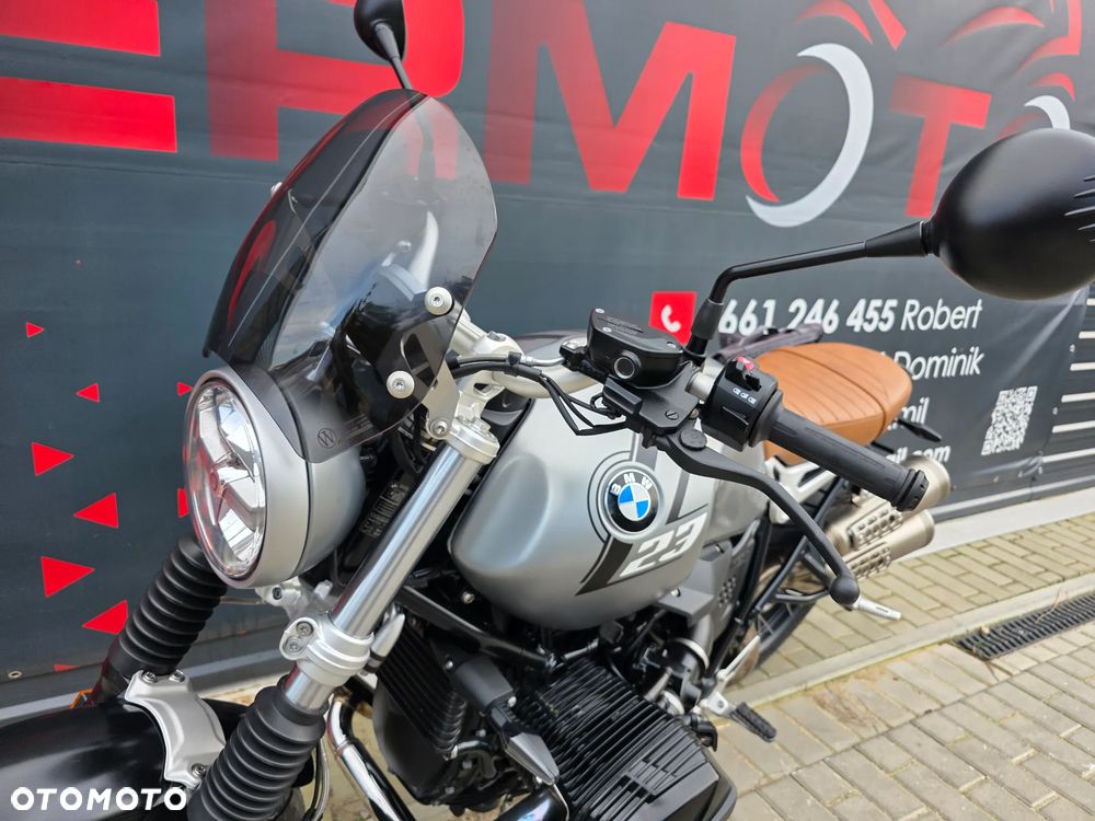 BMW R - 22