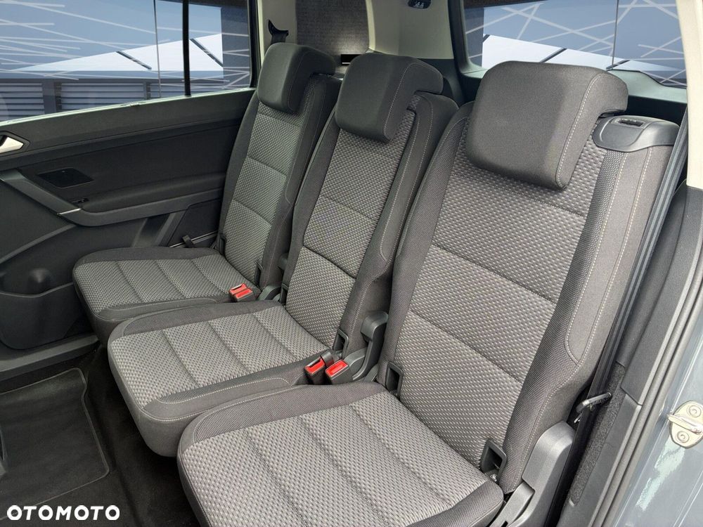 Volkswagen Touran - 7