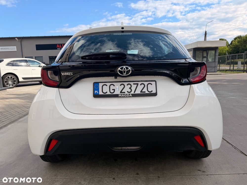 Toyota Yaris 1.5 Comfort - 6