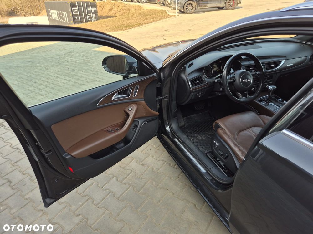 Audi A6 Avant - 16