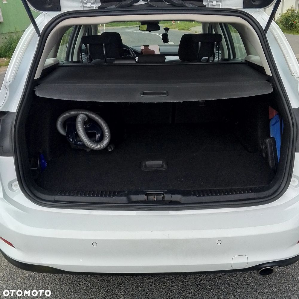 Ford Focus 1.5 TDCi SYNC Edition - 5