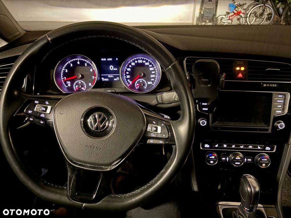 Volkswagen Golf - 7