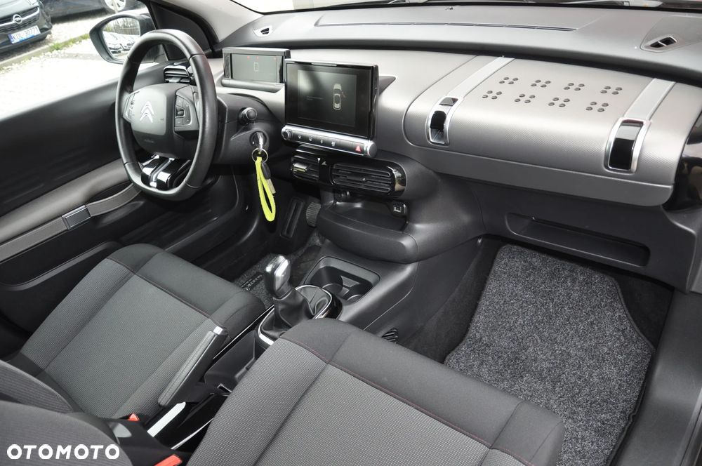 Citroën C4 Cactus 1.2 PureTech Live S&S - 38