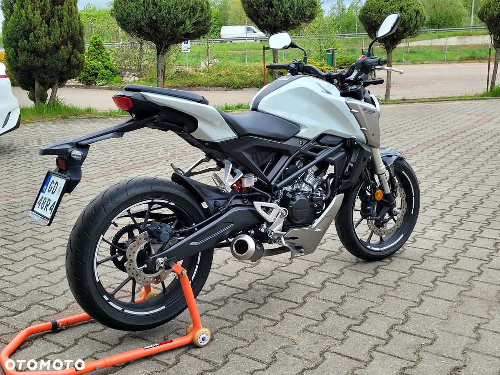 Honda CB - 10