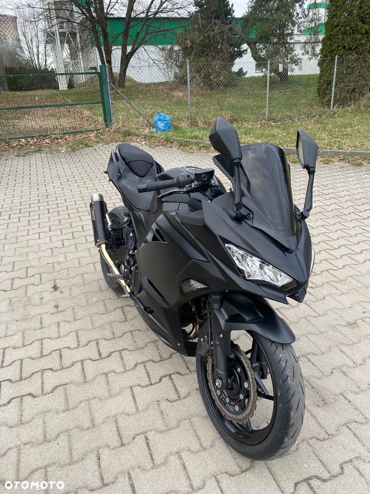 Kawasaki Ninja 400 - 2