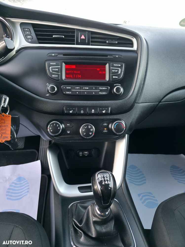 Kia Ceed 1.6 CRDi Vision - 7