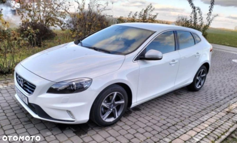 Volvo V40 D2 - 1