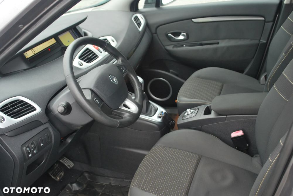 Renault Grand Scenic - 5