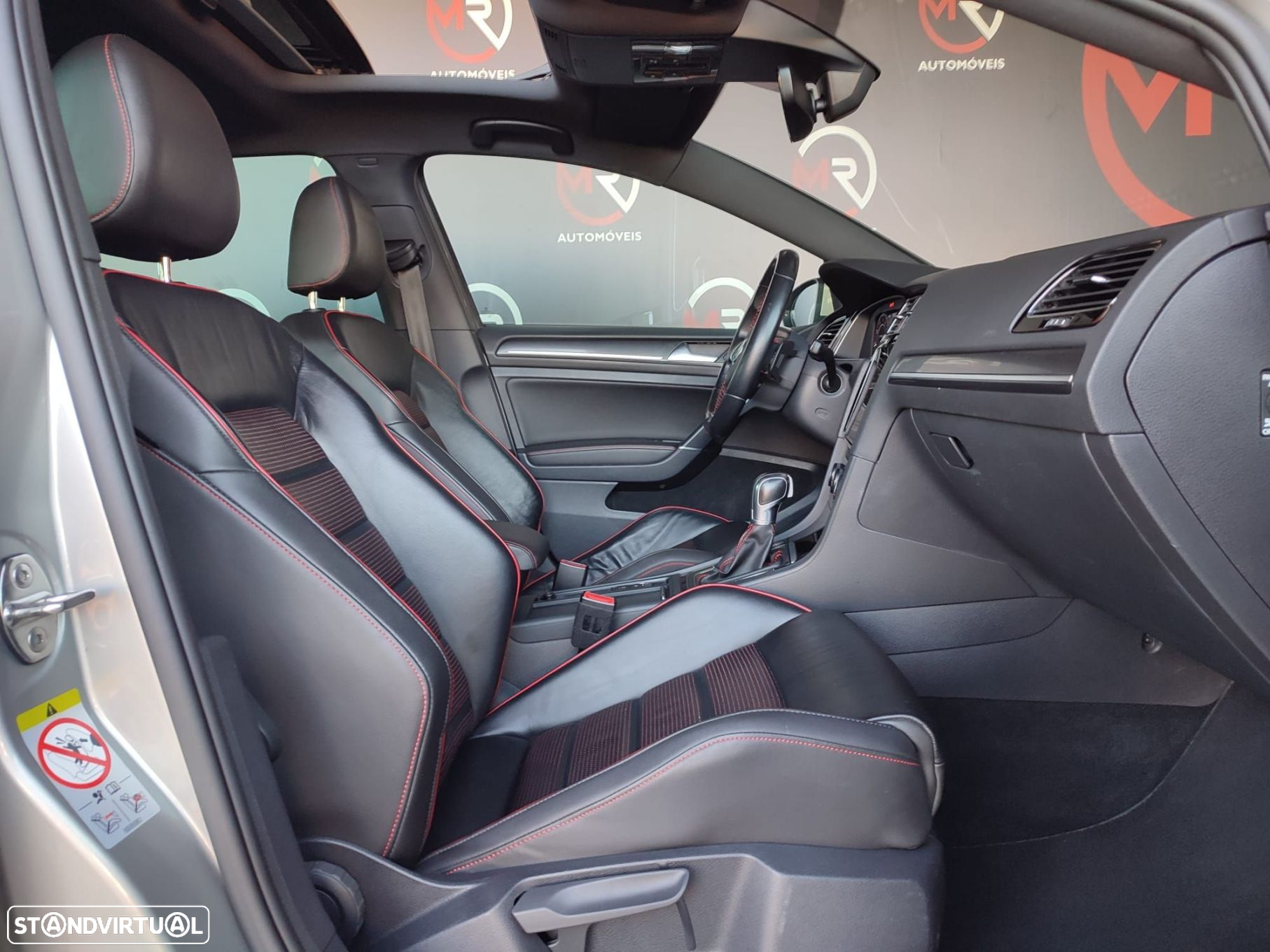 VW Golf 2.0 TSI GTI DSG Performance - 30