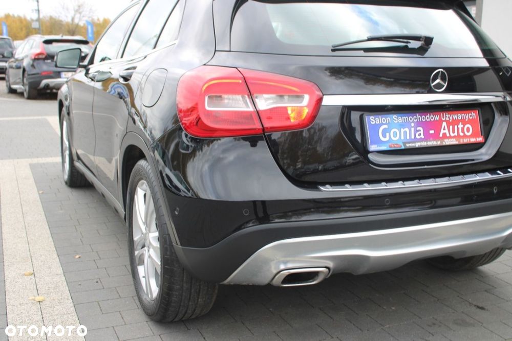 Mercedes-Benz GLA - 17