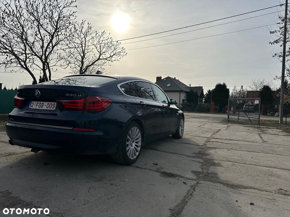 BMW Seria 5 530d xDrive - 15