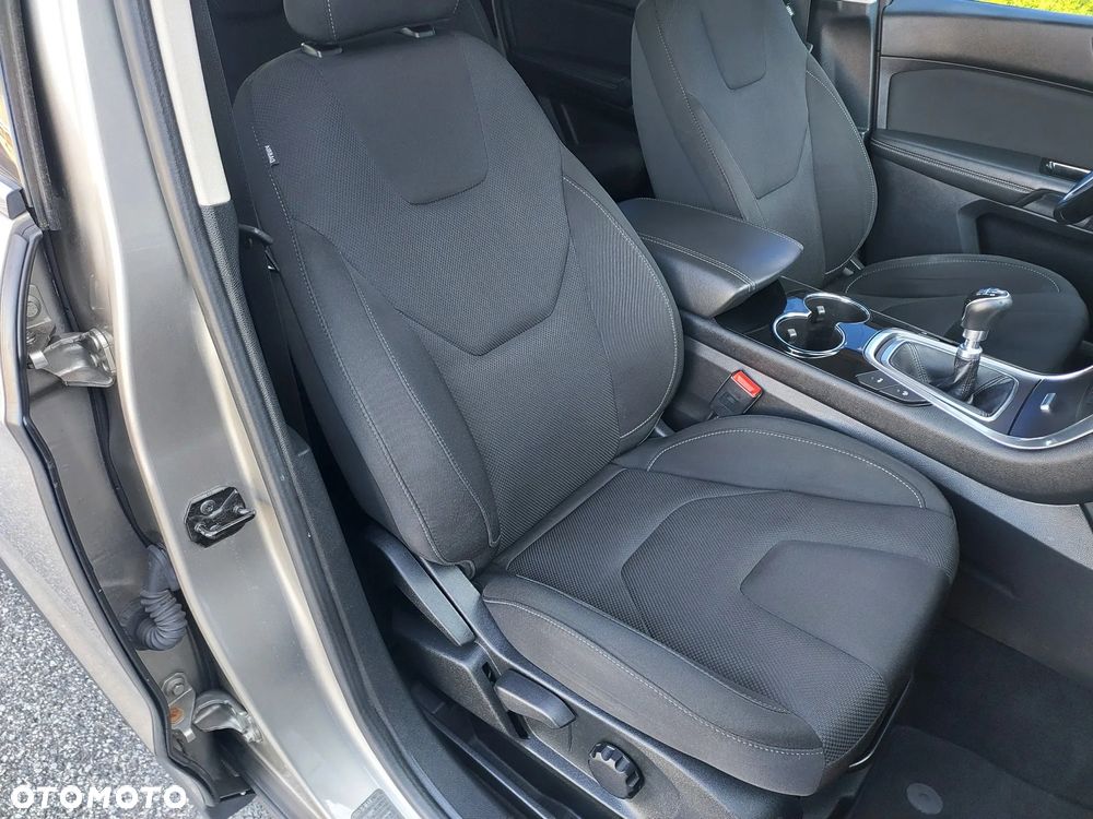 Ford S-Max 2.0 TDCi Titanium - 24