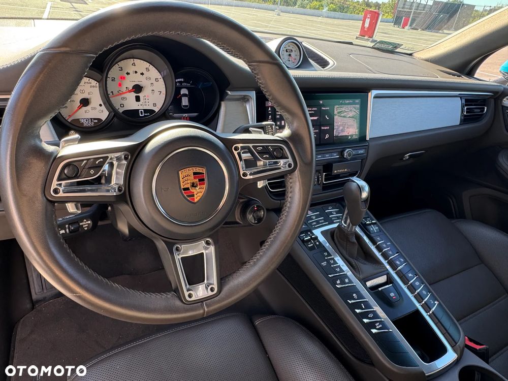 Porsche Macan - 29