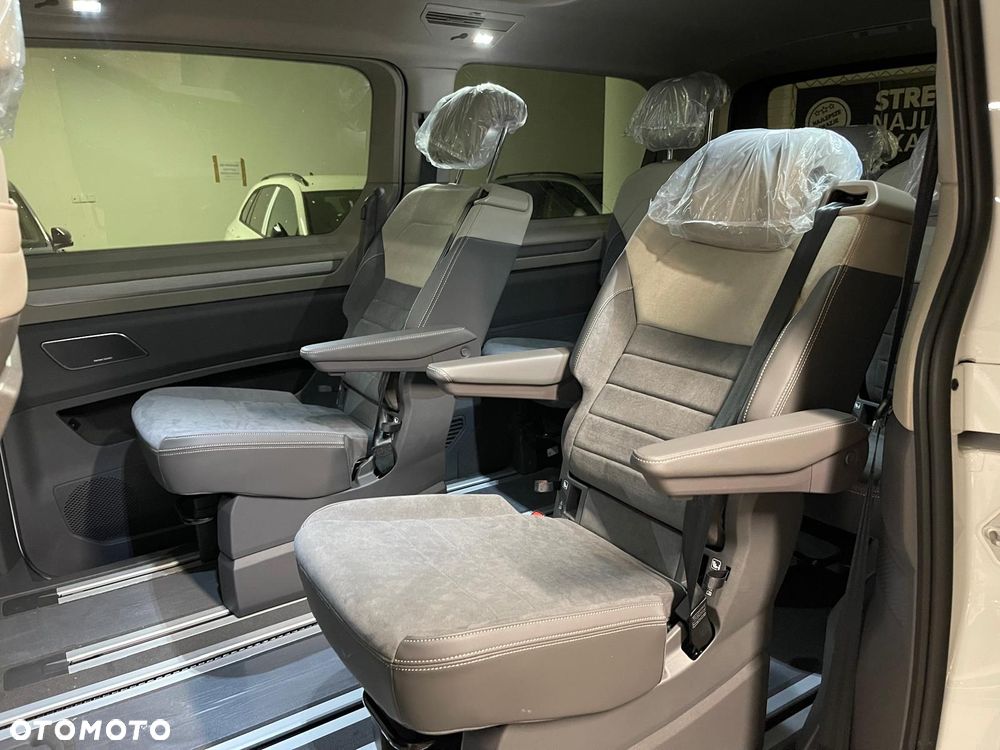 Volkswagen Multivan 1.5 eHybrid PHEV 180kW 4Motion L2 Edition DSG - 18