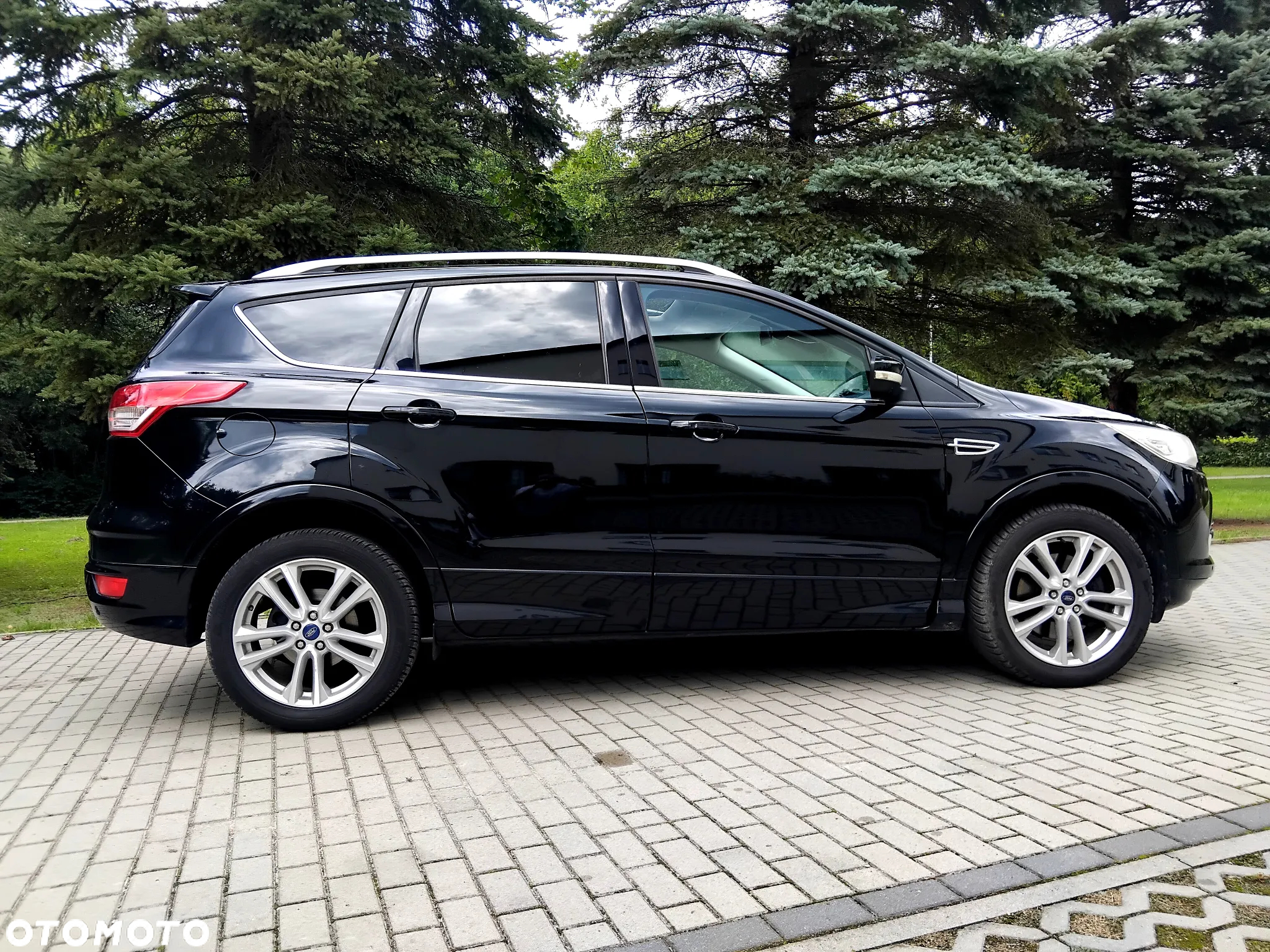 Ford Kuga - 13