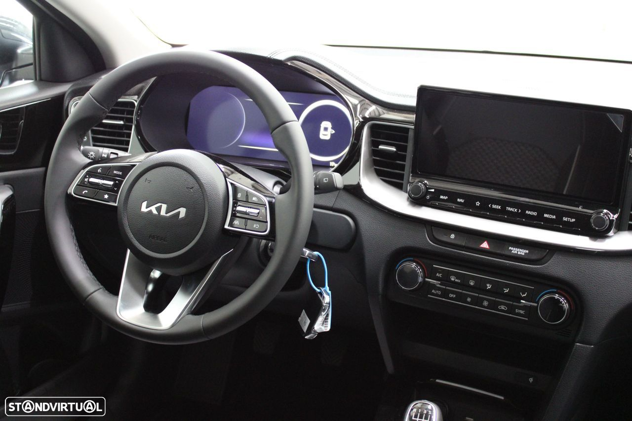 Kia Ceed 1.0 T-GDI Drive - 20