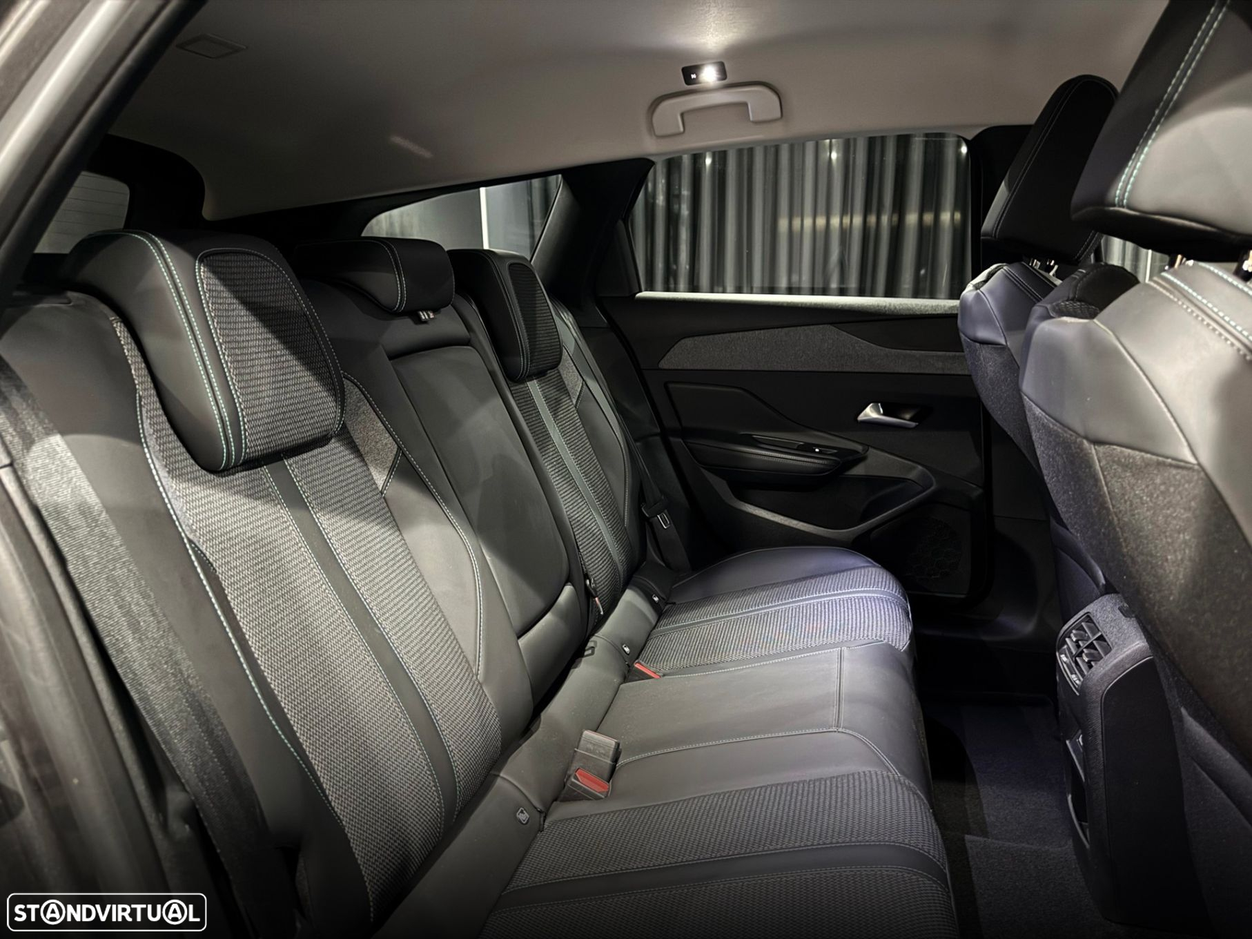 Peugeot 308 SW 1.5 BlueHDi Allure Pack EAT8 - 36