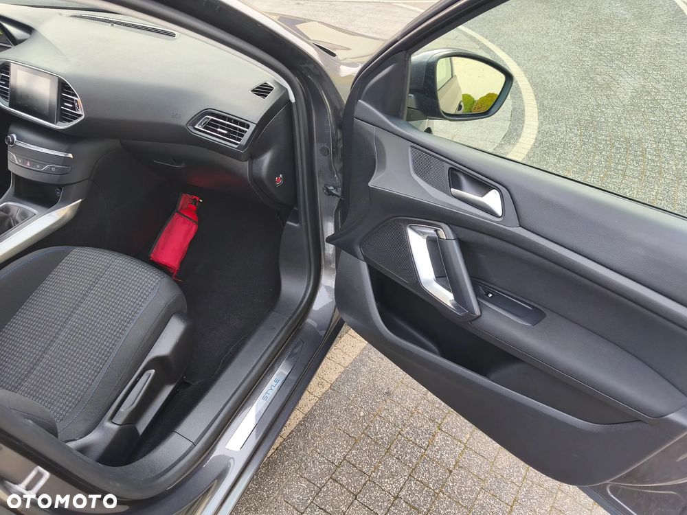 Peugeot 308 BlueHDi FAP 100 Stop & Start Active - 9