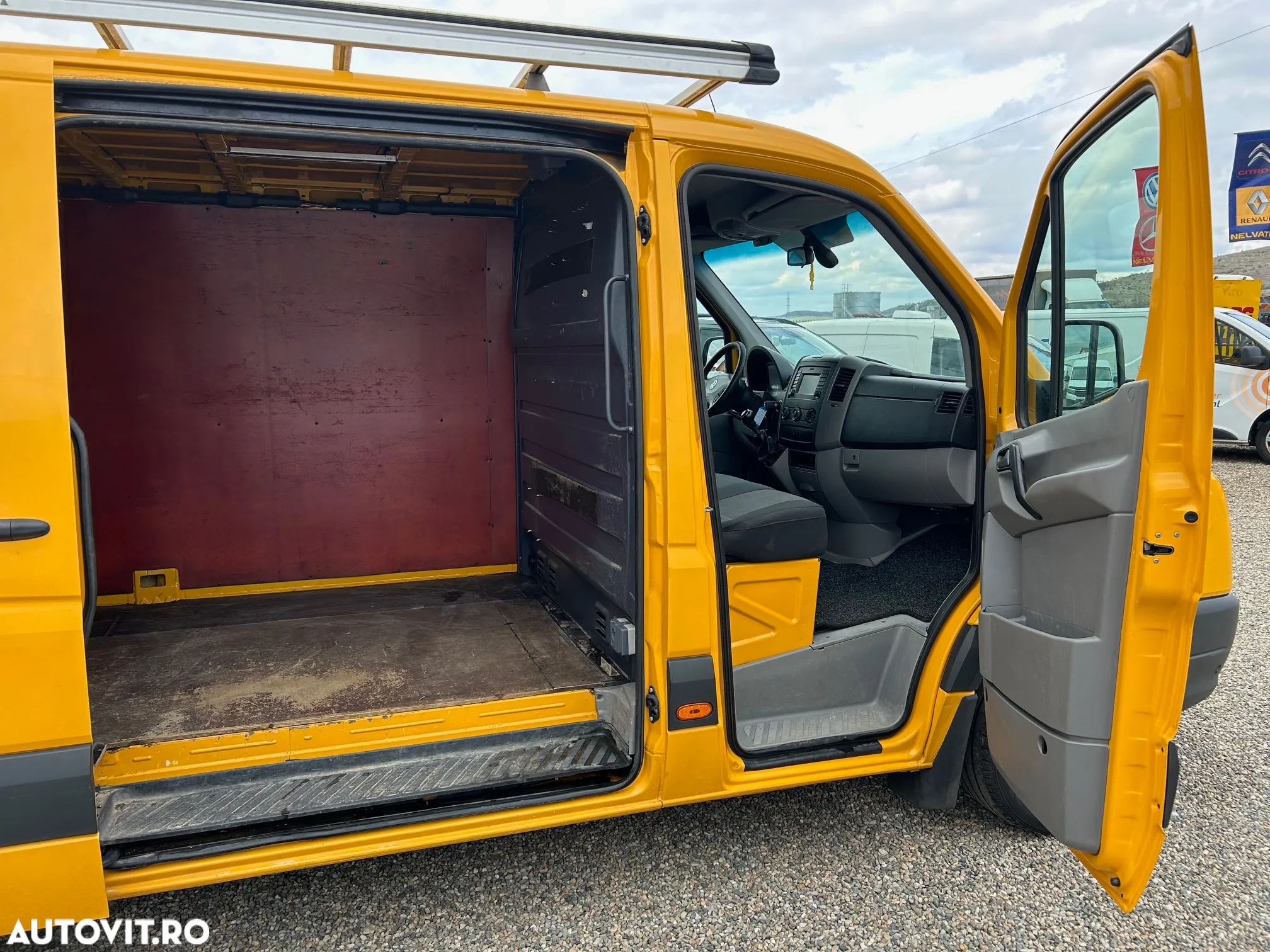 Volkswagen Crafter - 5