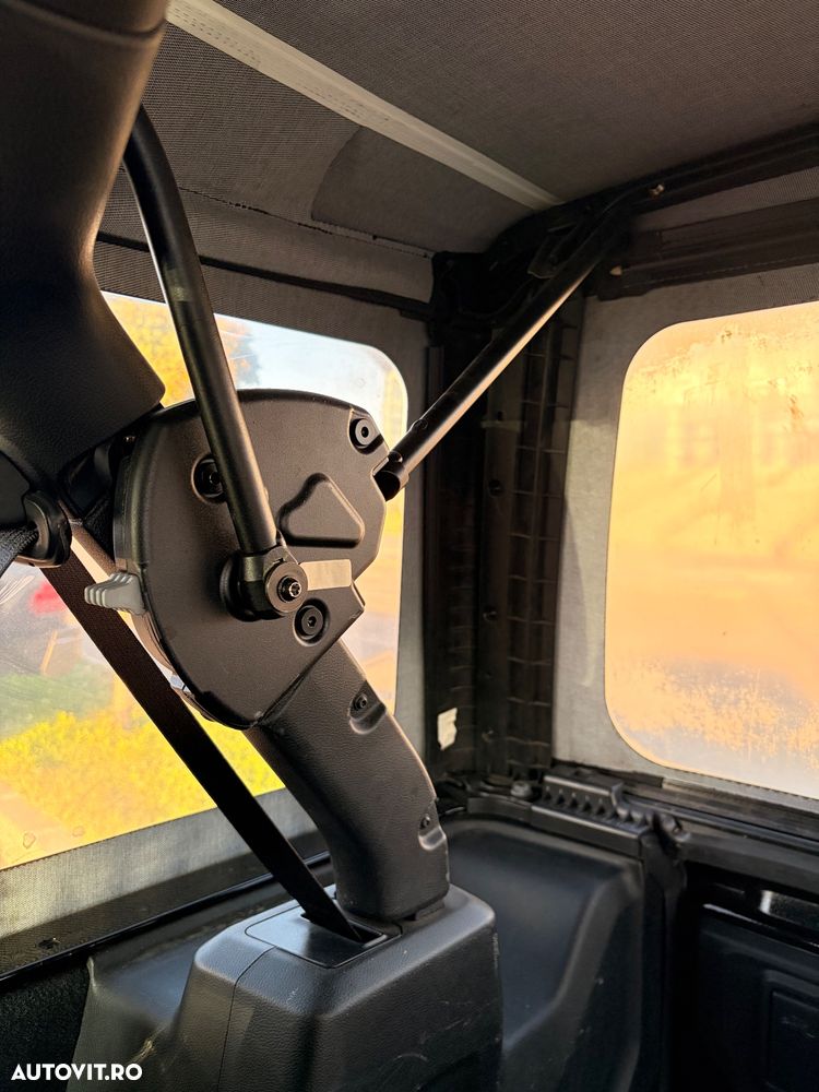 Jeep Wrangler - 20