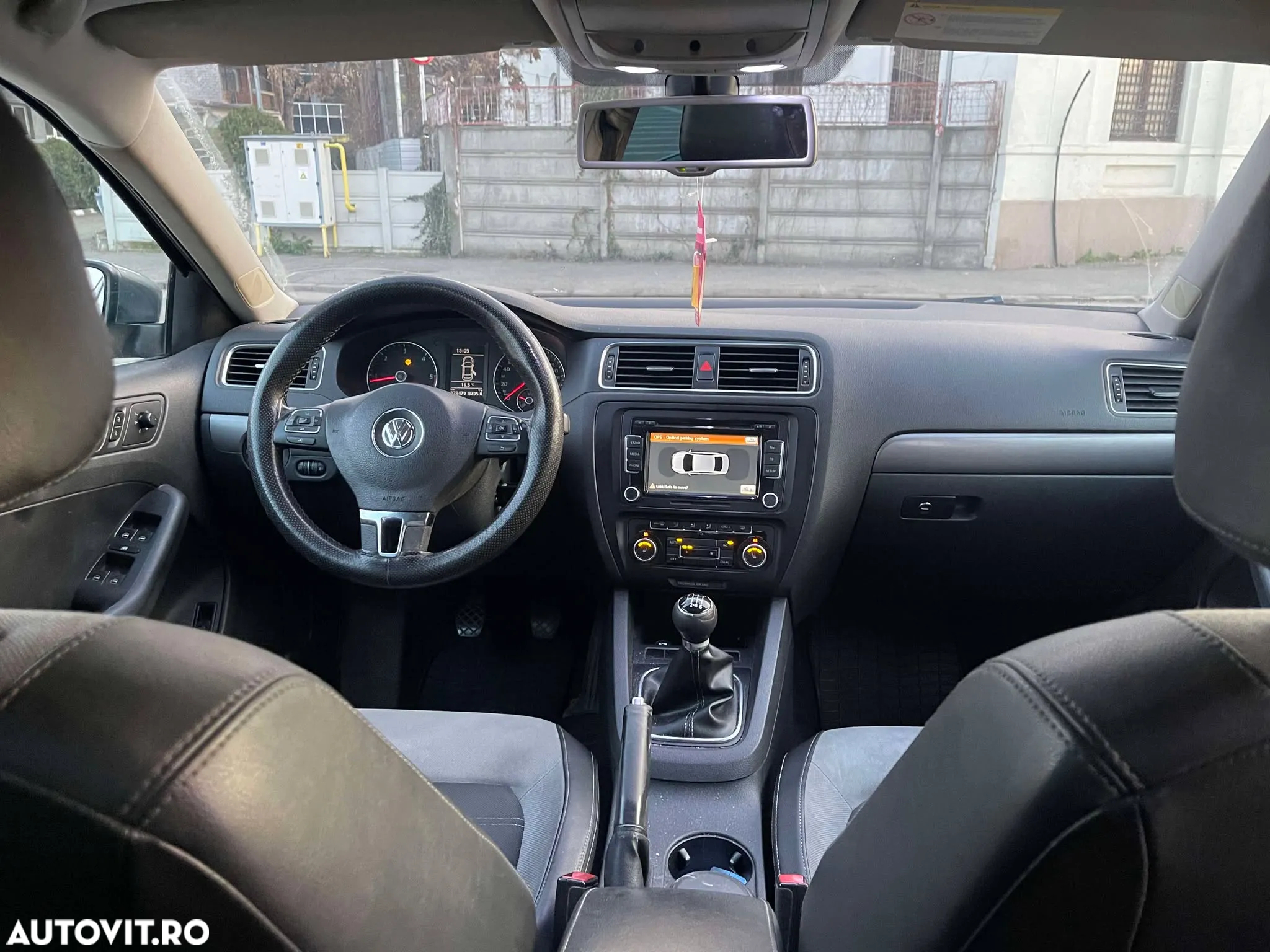 Volkswagen Jetta 2.0 TDI DPF Highline - 5