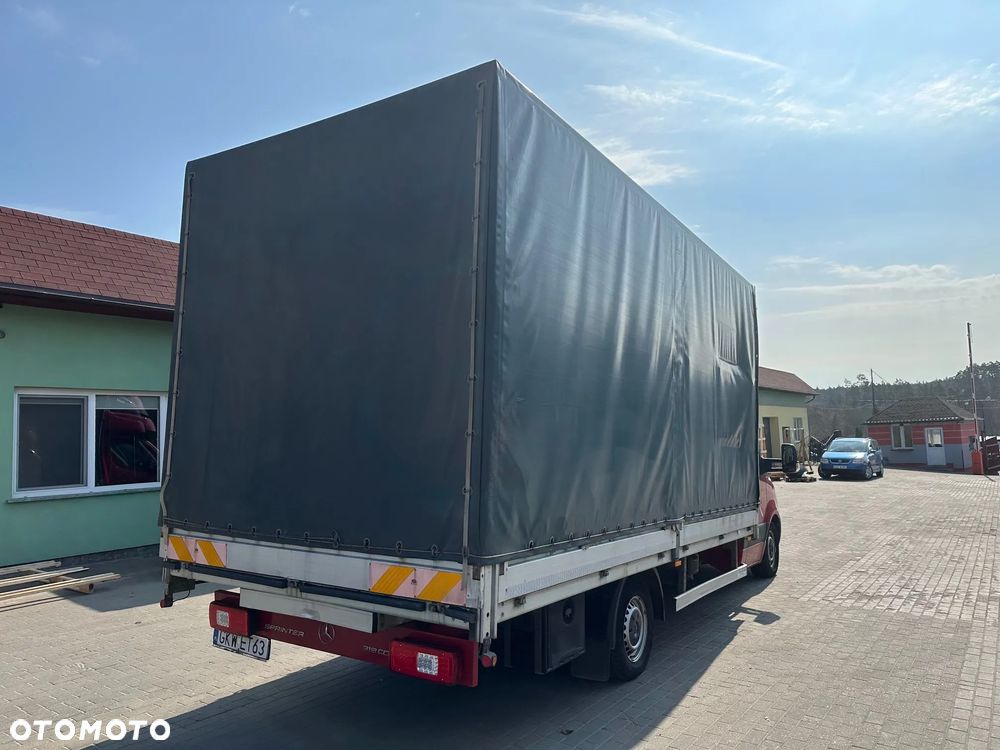 Mercedes-Benz Sprinter - 5