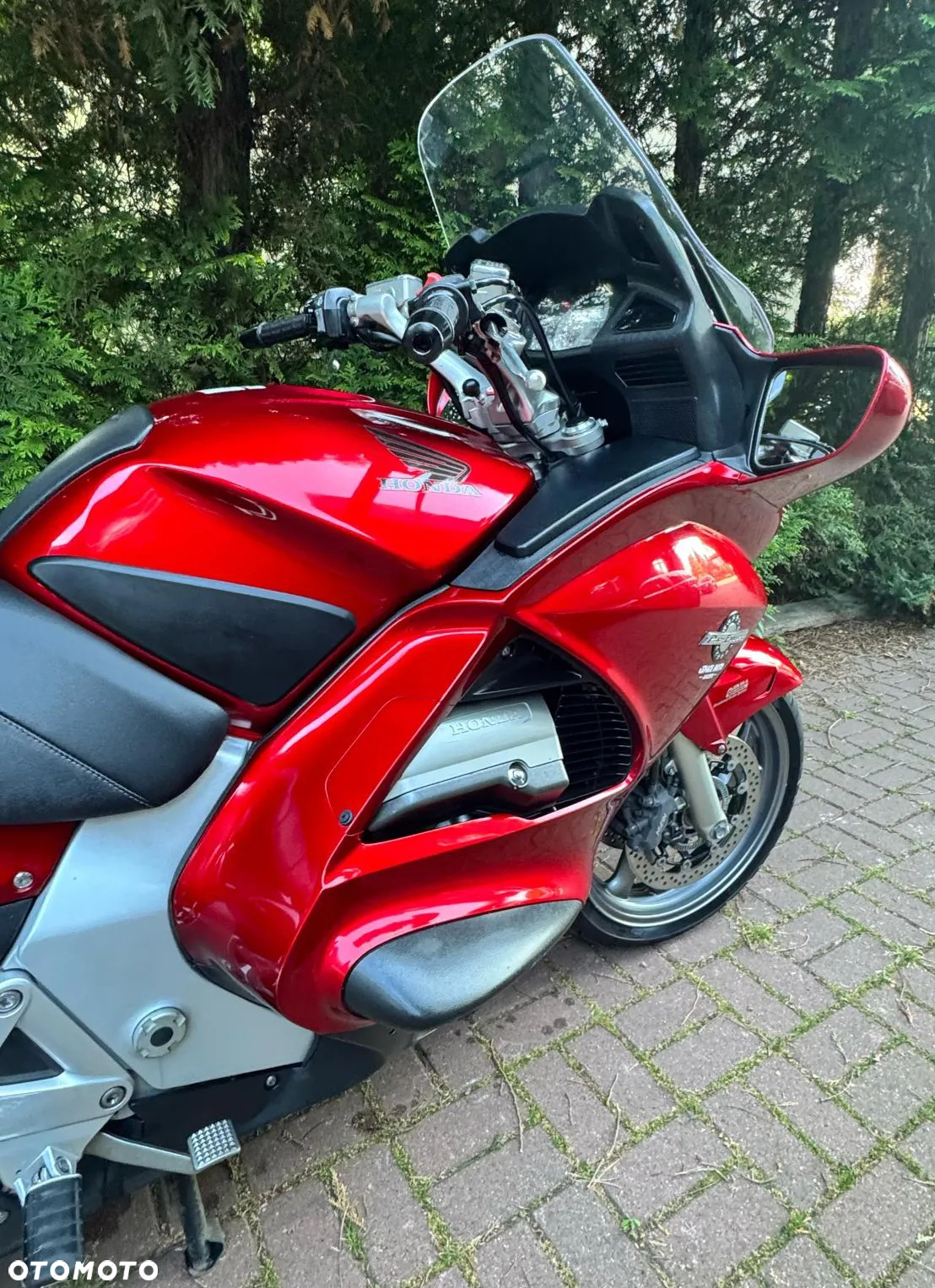 Honda ST - 6