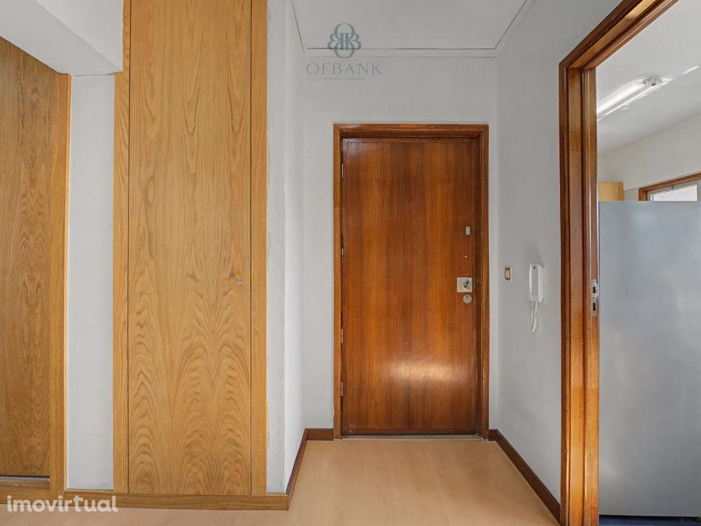 T3 Luminoso em Aldoar - Rua Jornal de Notícias - Grande imagem: 2/26