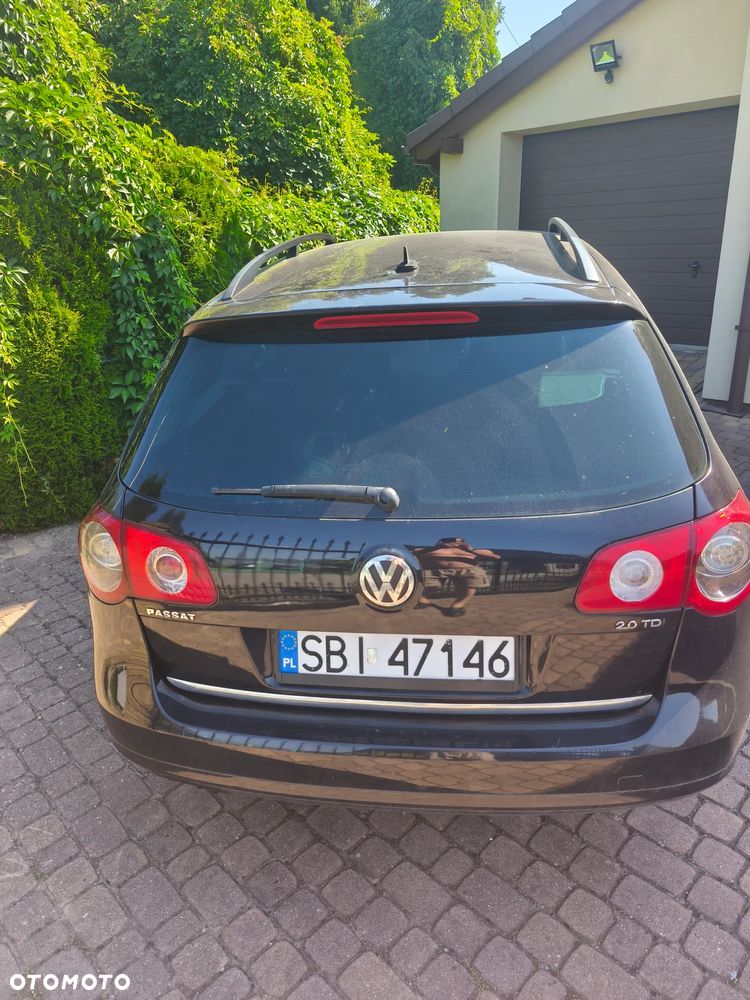 Volkswagen Passat 2.0 TDI Comfortline - 4
