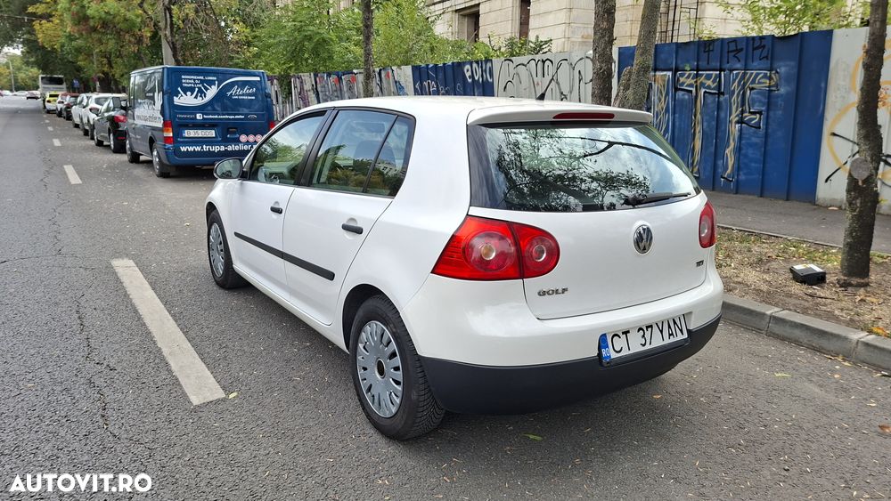 Volkswagen Golf 1.9 TDI Trendline - 4