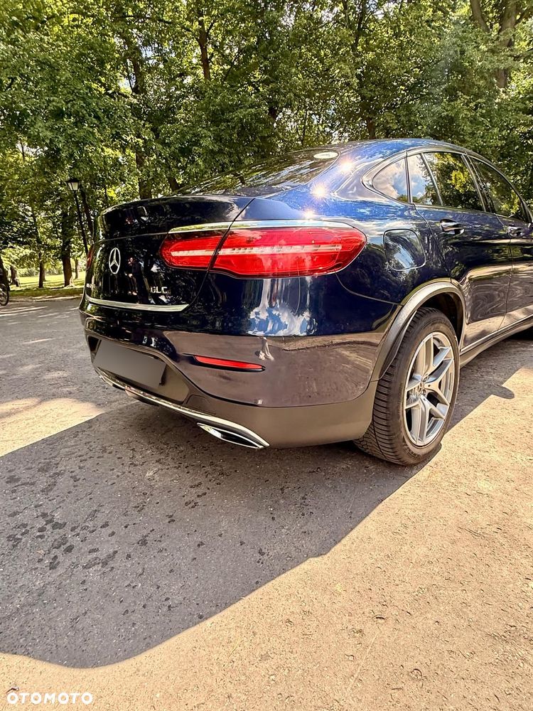 Mercedes-Benz GLC - 21