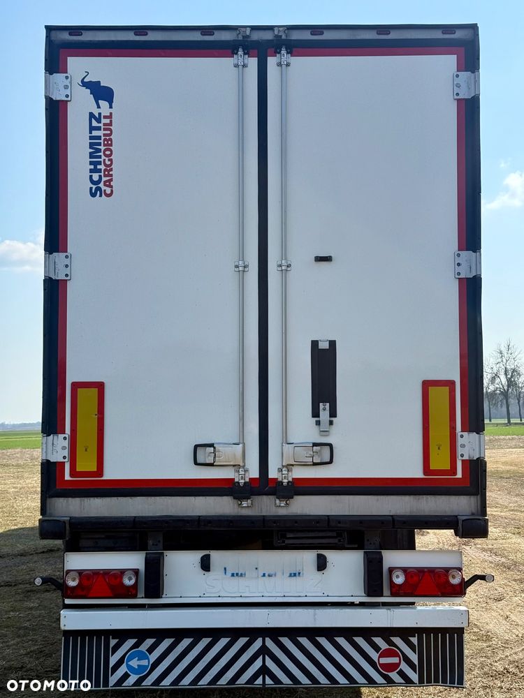 Schmitz Cargobull SCHMITZ / CHLODNIA / THERMO KING SLX 300 / DOPELSTOCHK/KOSZ NA PALETY/ 5 sm ROK PRODUKCJI: 2011 - 6