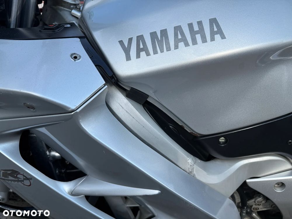 Yamaha FJR - 21