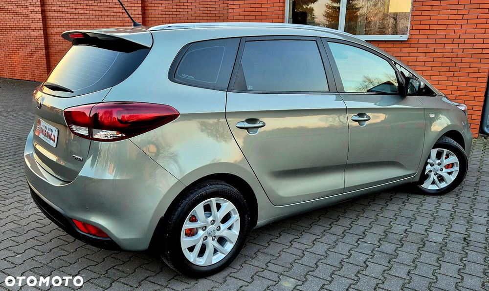 Kia Carens 1.7 CRDi S 7os - 26