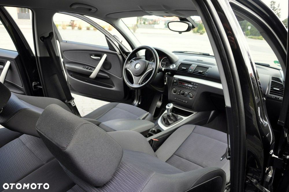 BMW Seria 1 - 23