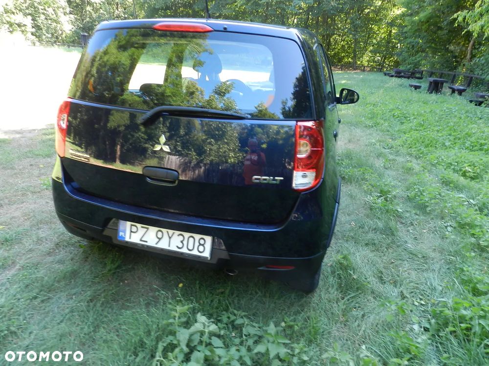 Mitsubishi Colt 1.3 Polar - 11
