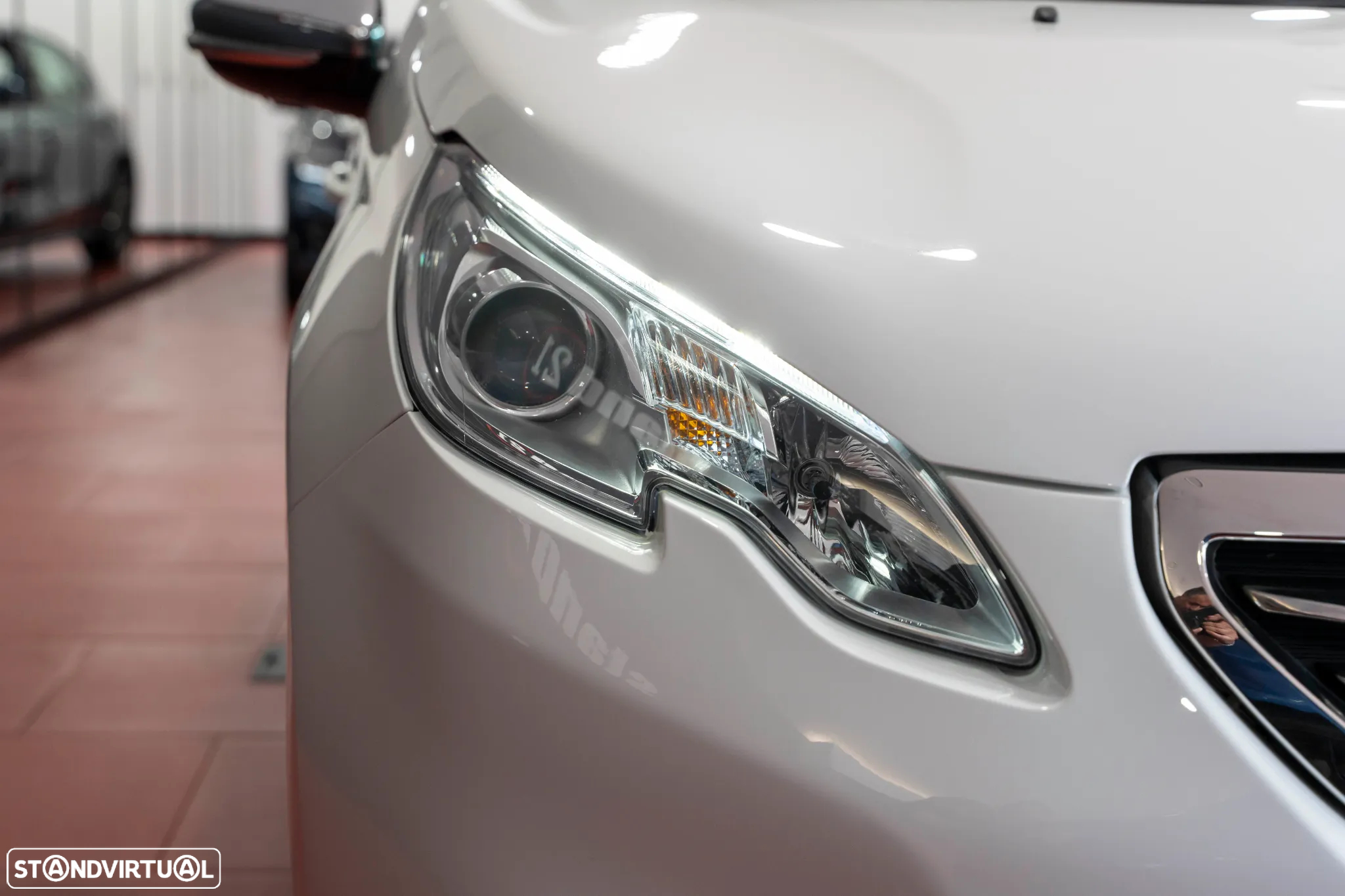 Peugeot 2008 1.6 BlueHDi Style - 26