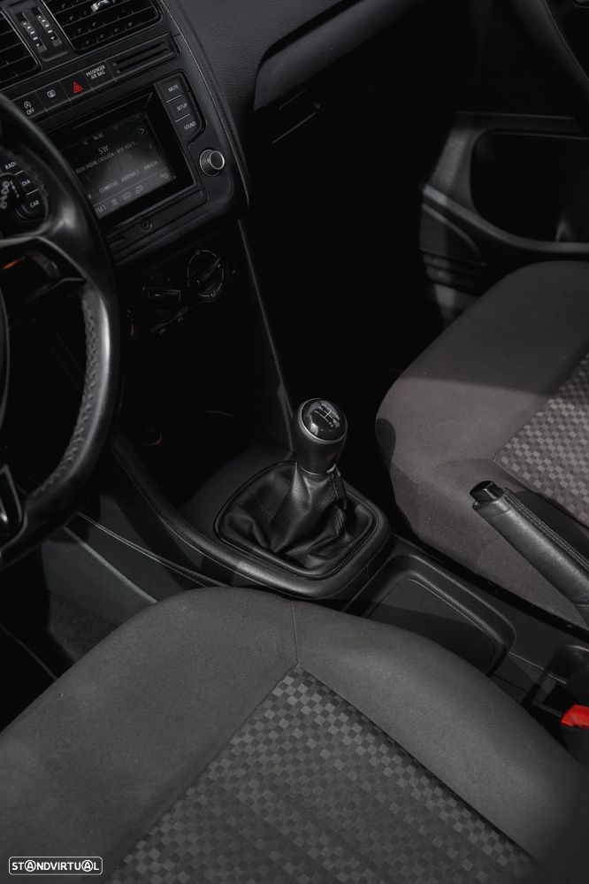 VW Polo 1.0 Confortline - 26