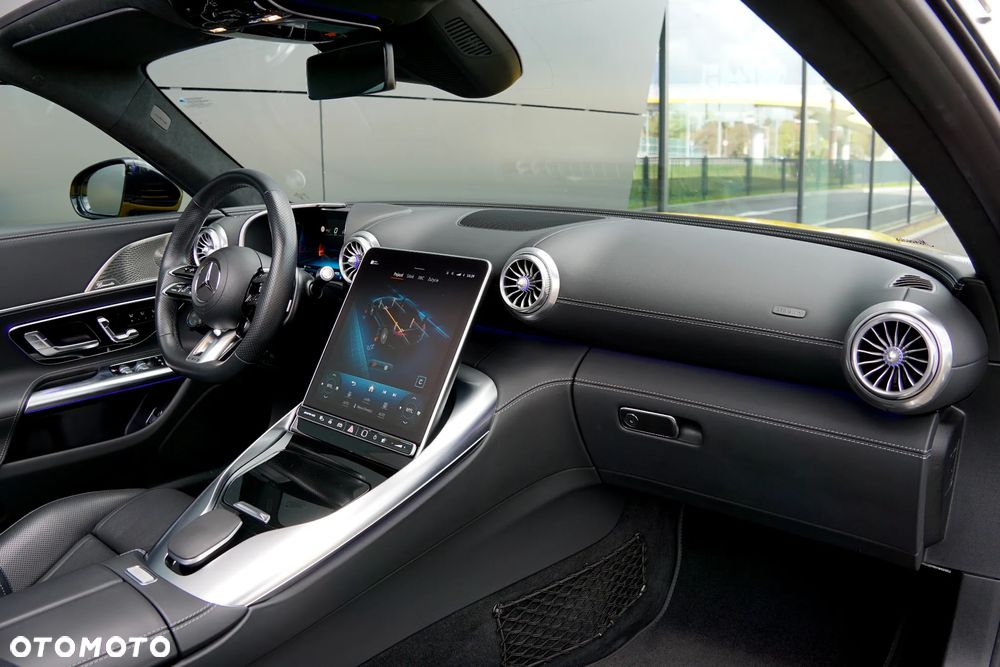 Mercedes-Benz SL AMG 63 4-Matic+ - 33