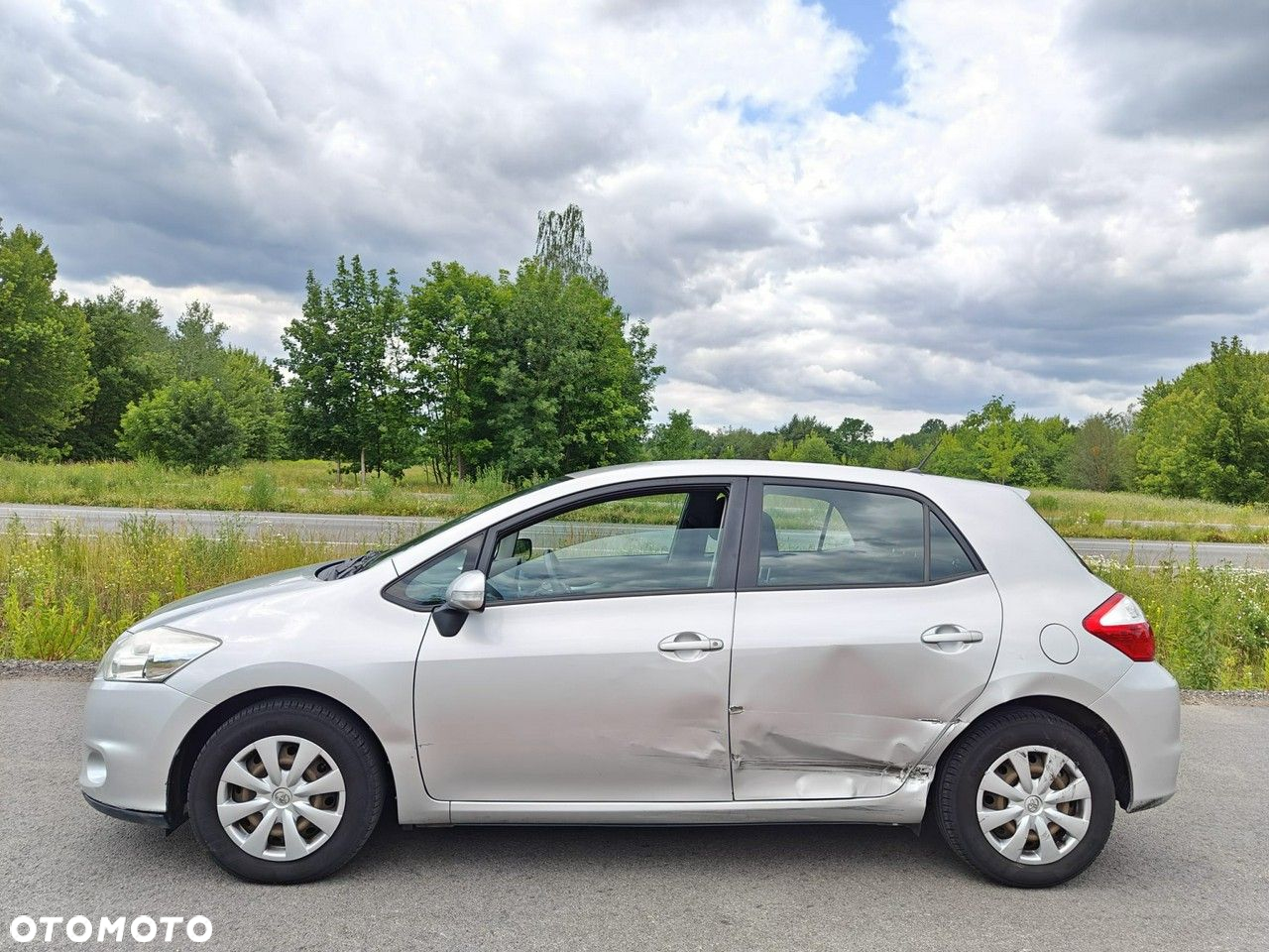 Toyota Auris - 2
