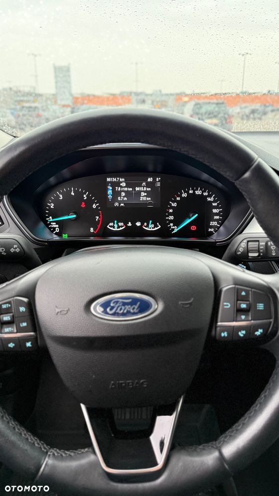 Ford Focus - 11