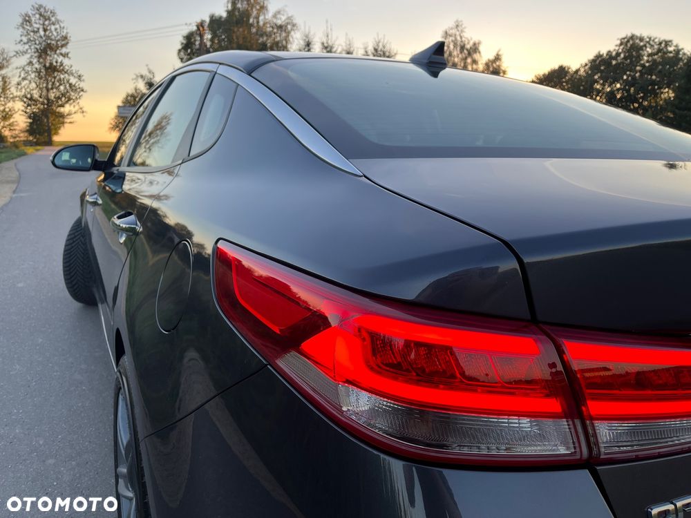 Kia Optima 1.7 CRDI XL DCT - 10