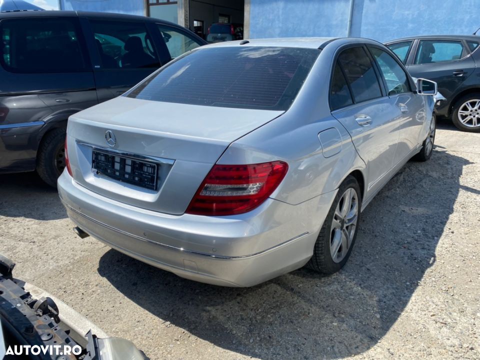 Dezmembrez Mercedes-Benz C Classe Class w204 - 1