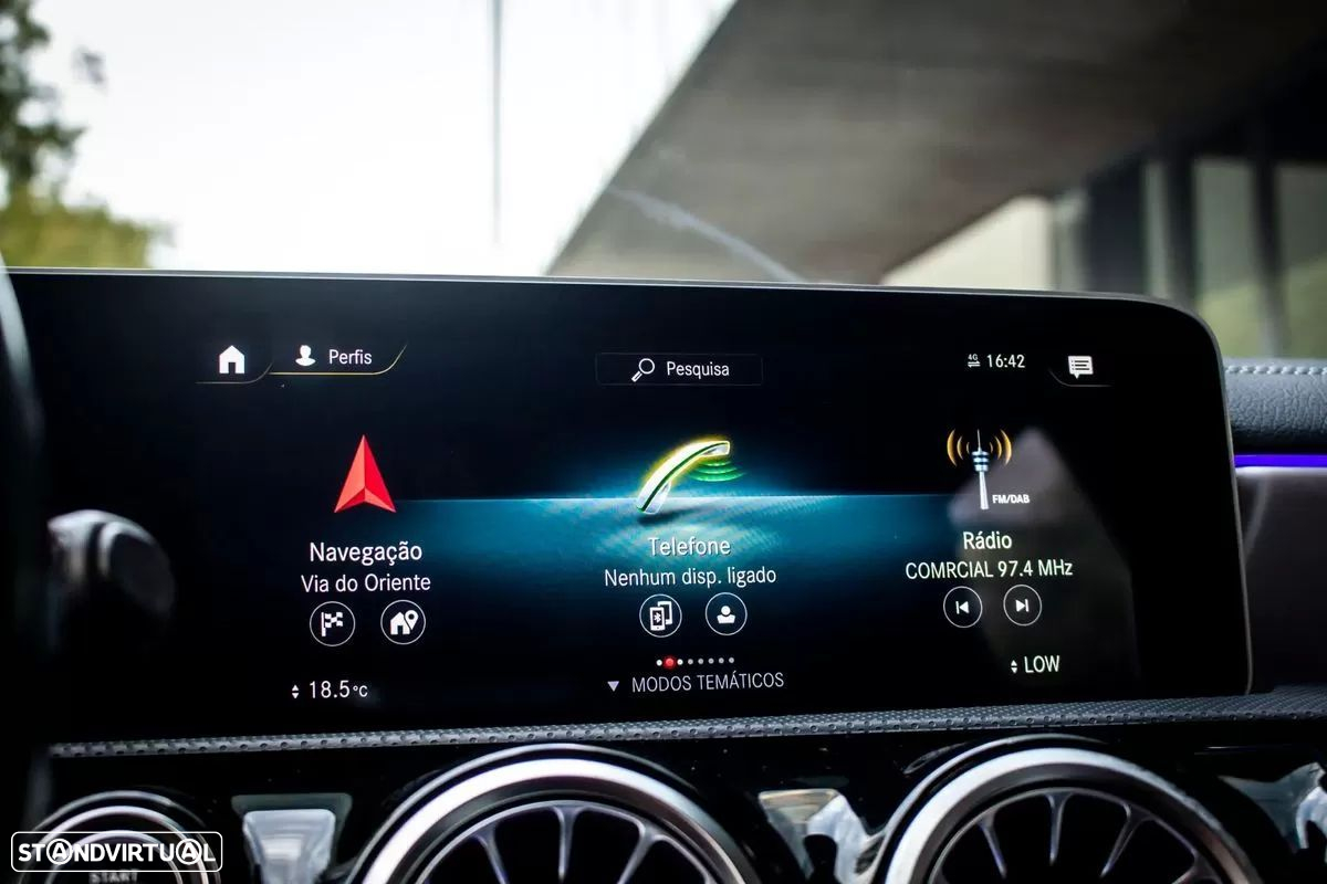 Mercedes-Benz CLA 200 d Shooting Brake AMG Line Aut. - 45