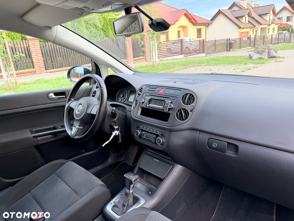 Volkswagen Golf Plus - 10