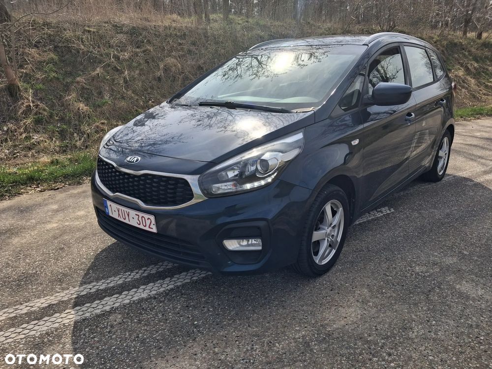 Kia Carens 1.7 CRDi 115 Dream-Team Edition - 11