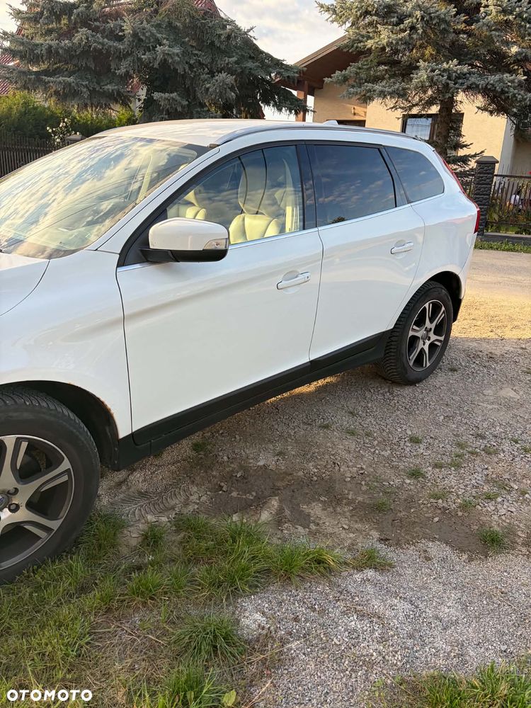 Volvo XC 60 - 6