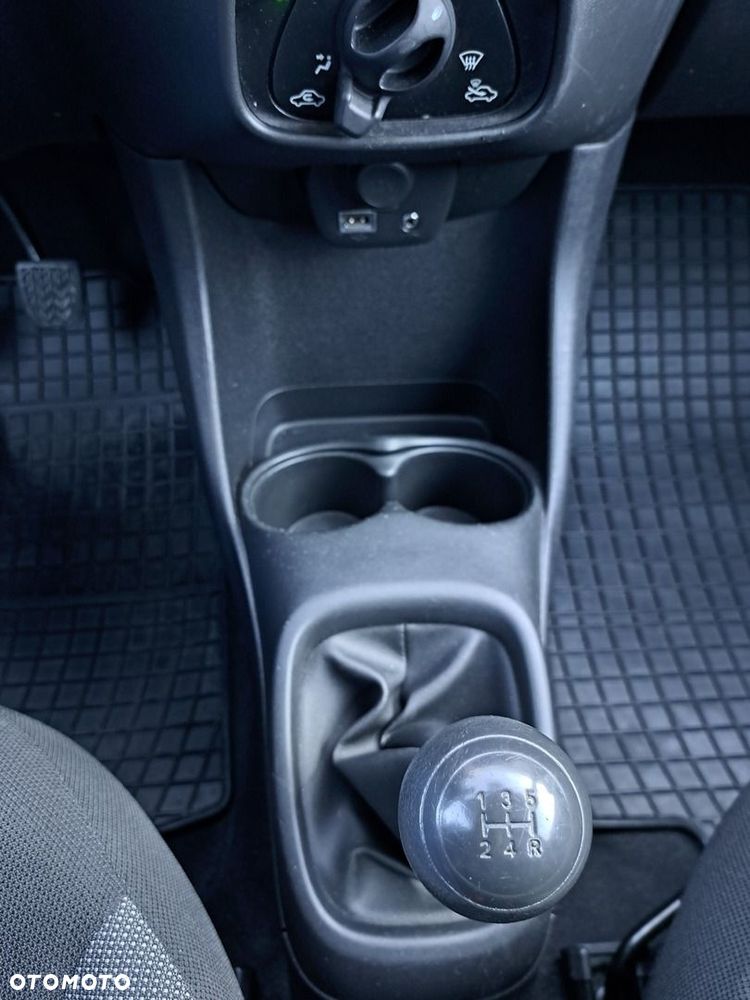 Toyota Aygo - 13