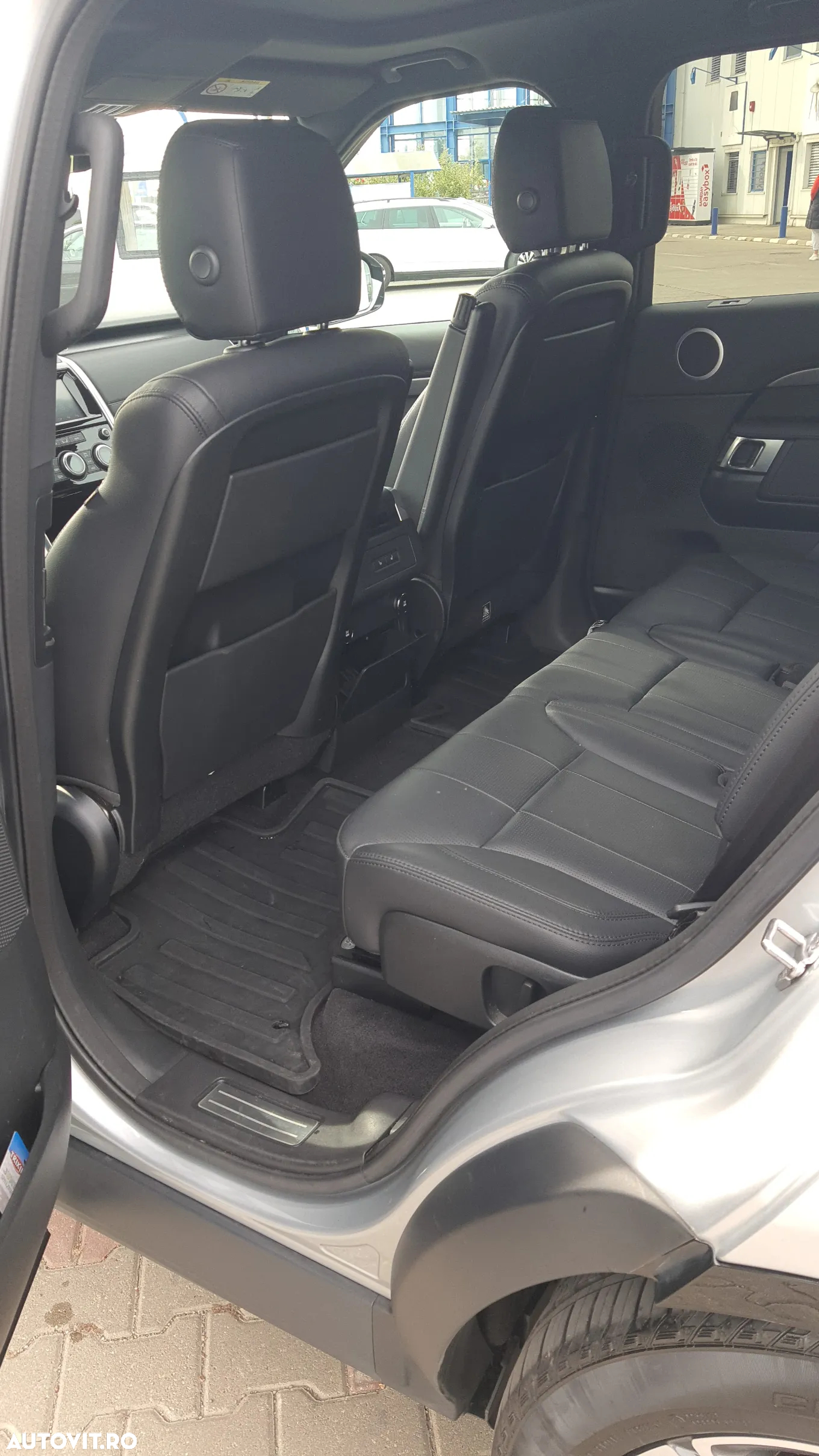 Land Rover Discovery - 26